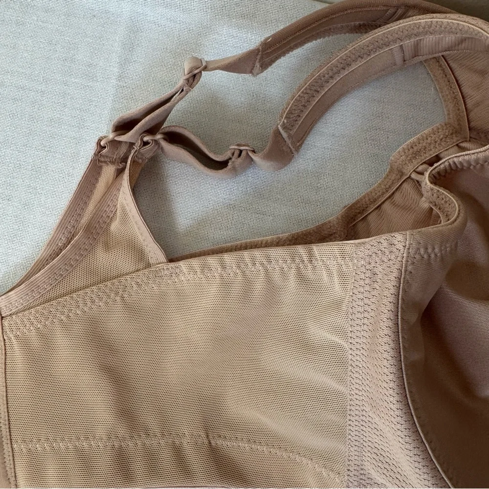 Glamorize 38E Women's Tan Bra No Underwire 0057 - Picture 6 of 16